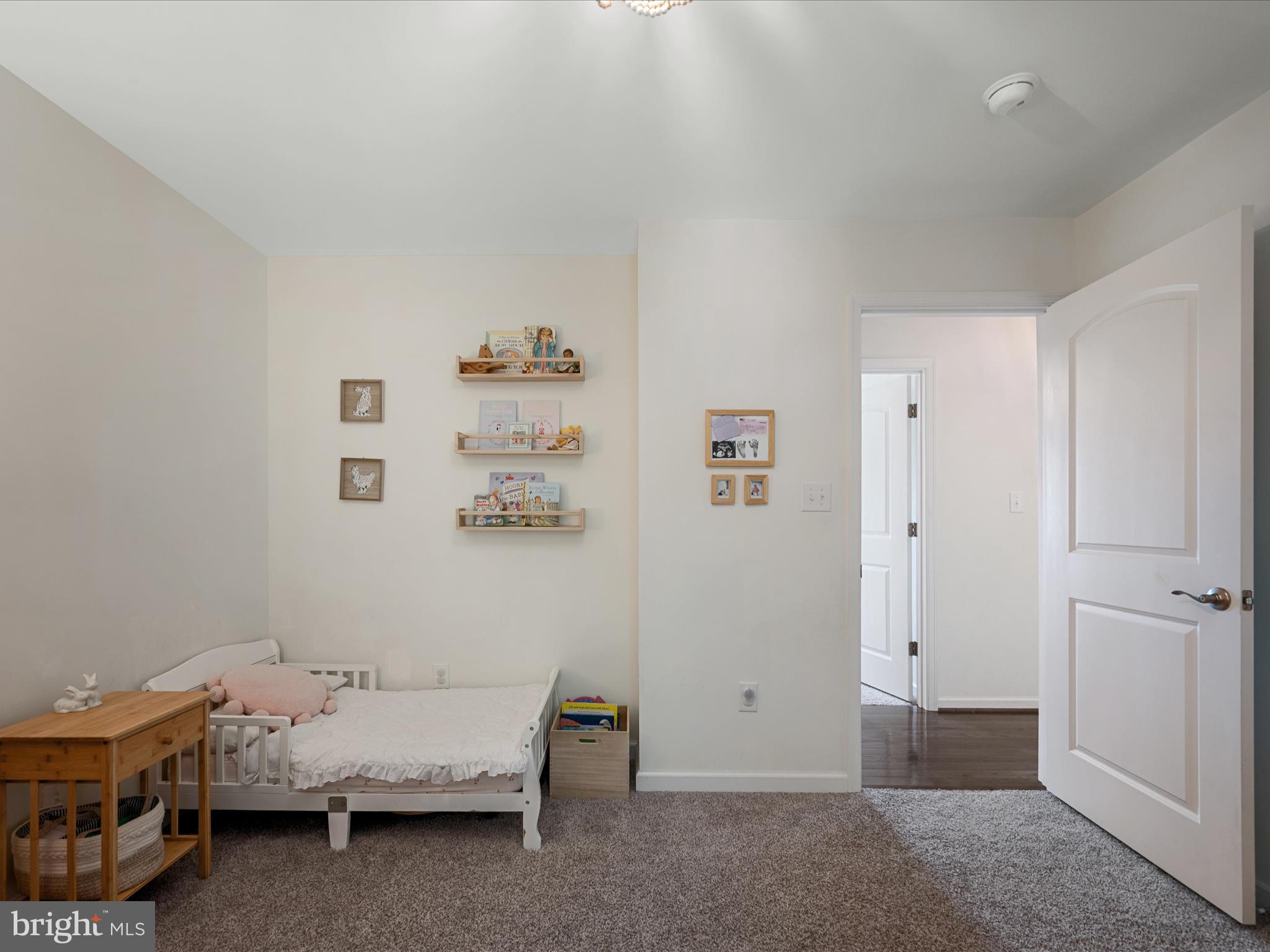 439 Windy Way Front Royal, VA 22630 - Photo 23 of 40 a living room with furniture