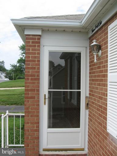 442 Cleveland Road Linthicum Heights, MD 21090 - Photo 7 of 25 Exterior #5