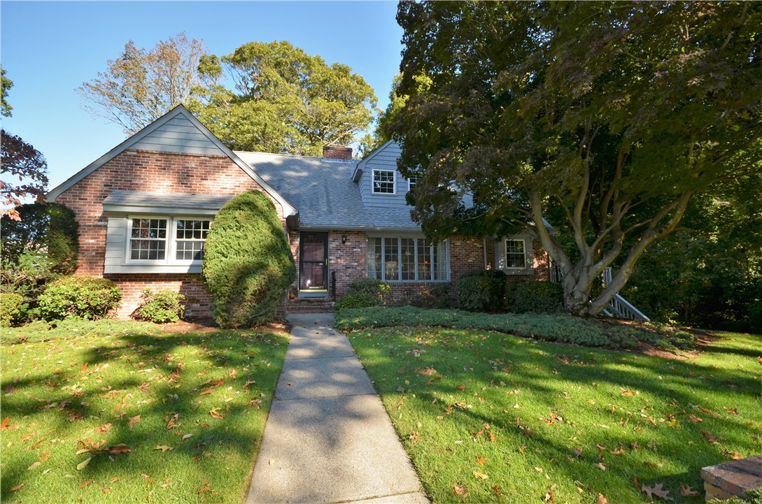 99 Cumberland Road Warwick, RI 02886 - Photo 1 of 40