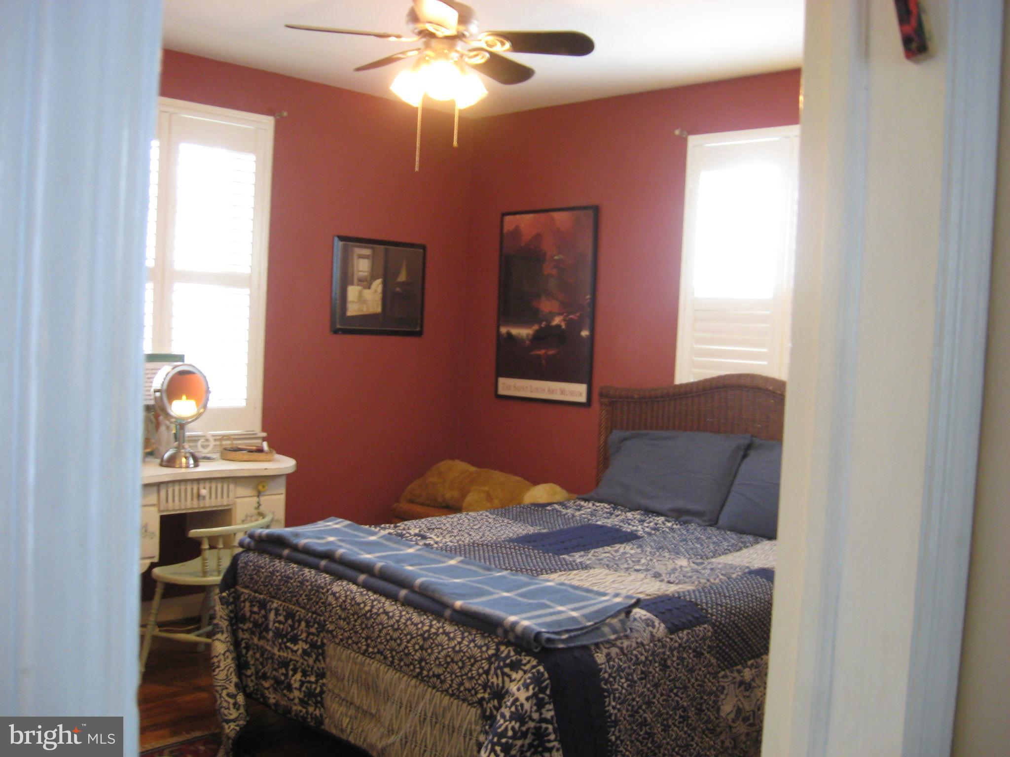 2511 Pinebrush Road Baltimore, MD 21209 - Photo 13 of 24