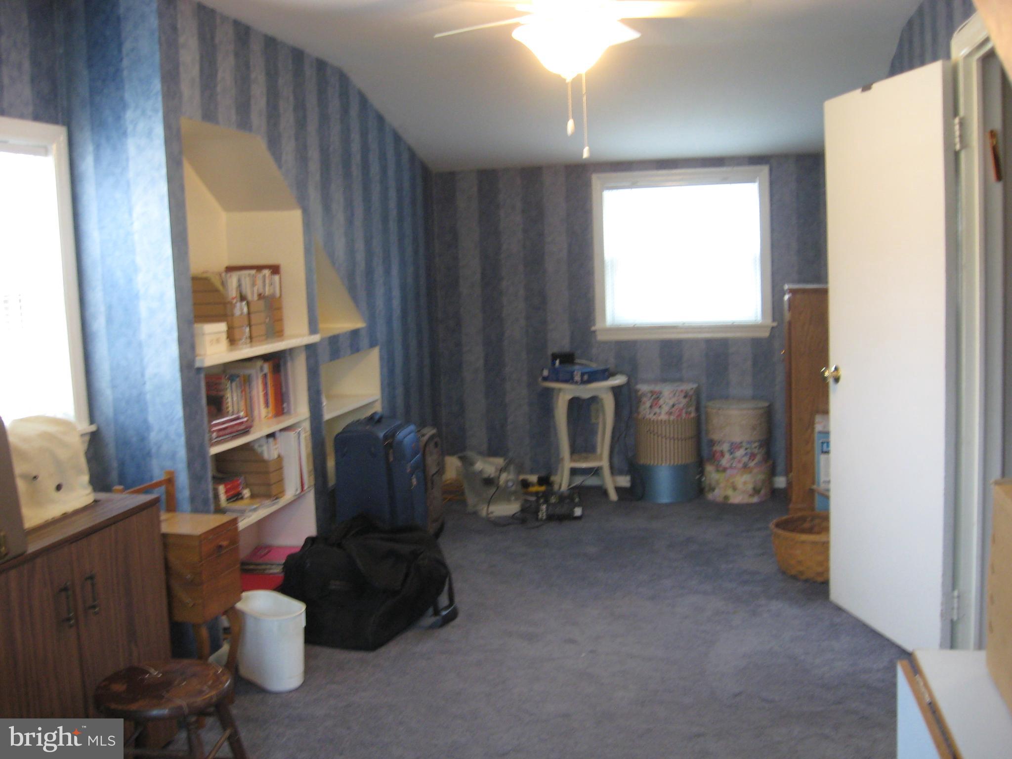 2511 Pinebrush Road Baltimore, MD 21209 - Photo 18 of 24