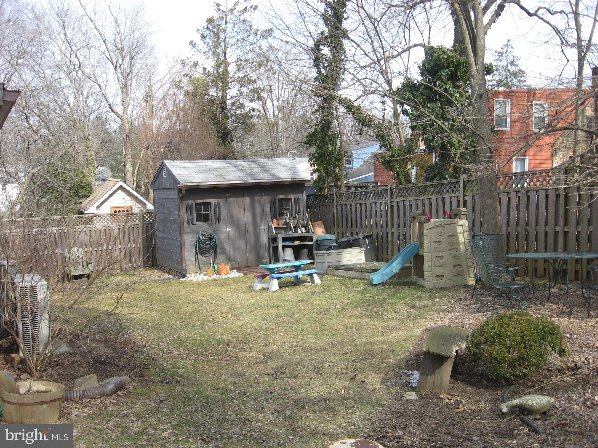 2511 Pinebrush Road Baltimore, MD 21209 - Photo 23 of 24