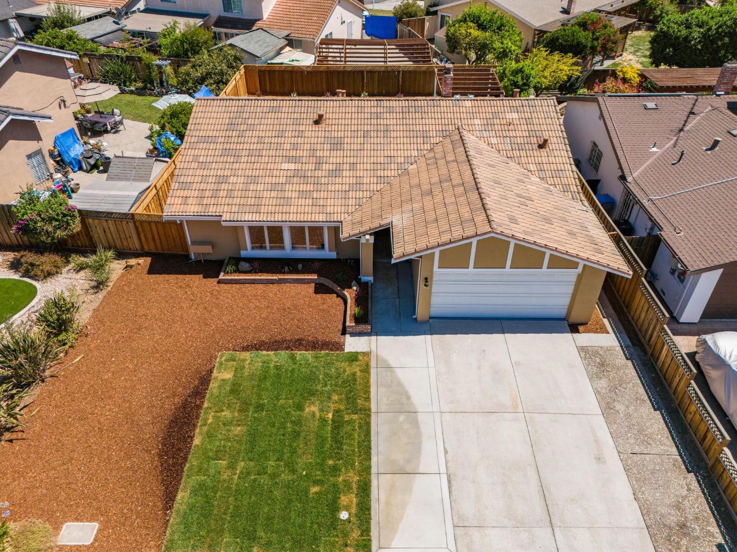 960 Cheswick Drive San Jose, CA 95121 - Photo 32 of 44 an aerial view of a house with a yard