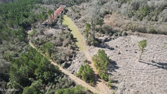 $345,000 | Crooked Creek Road, Newhebron, MS 39140