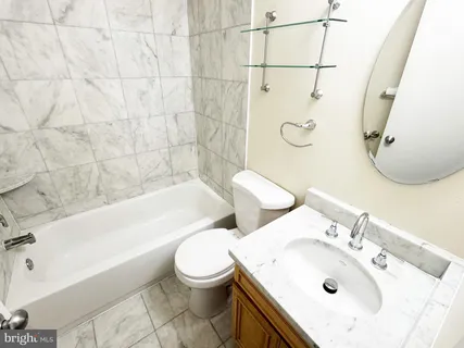 $1,725 | 1934 Christian Street, Unit A, Philadelphia, PA 19146