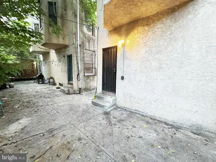 $1,725 | 1934 Christian Street, Unit A, Philadelphia, PA 19146