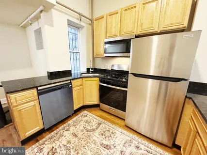 $1,725 | 1934 Christian Street, Unit A, Philadelphia, PA 19146