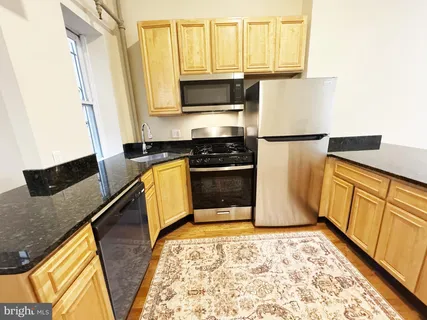 $1,725 | 1934 Christian Street, Unit A, Philadelphia, PA 19146