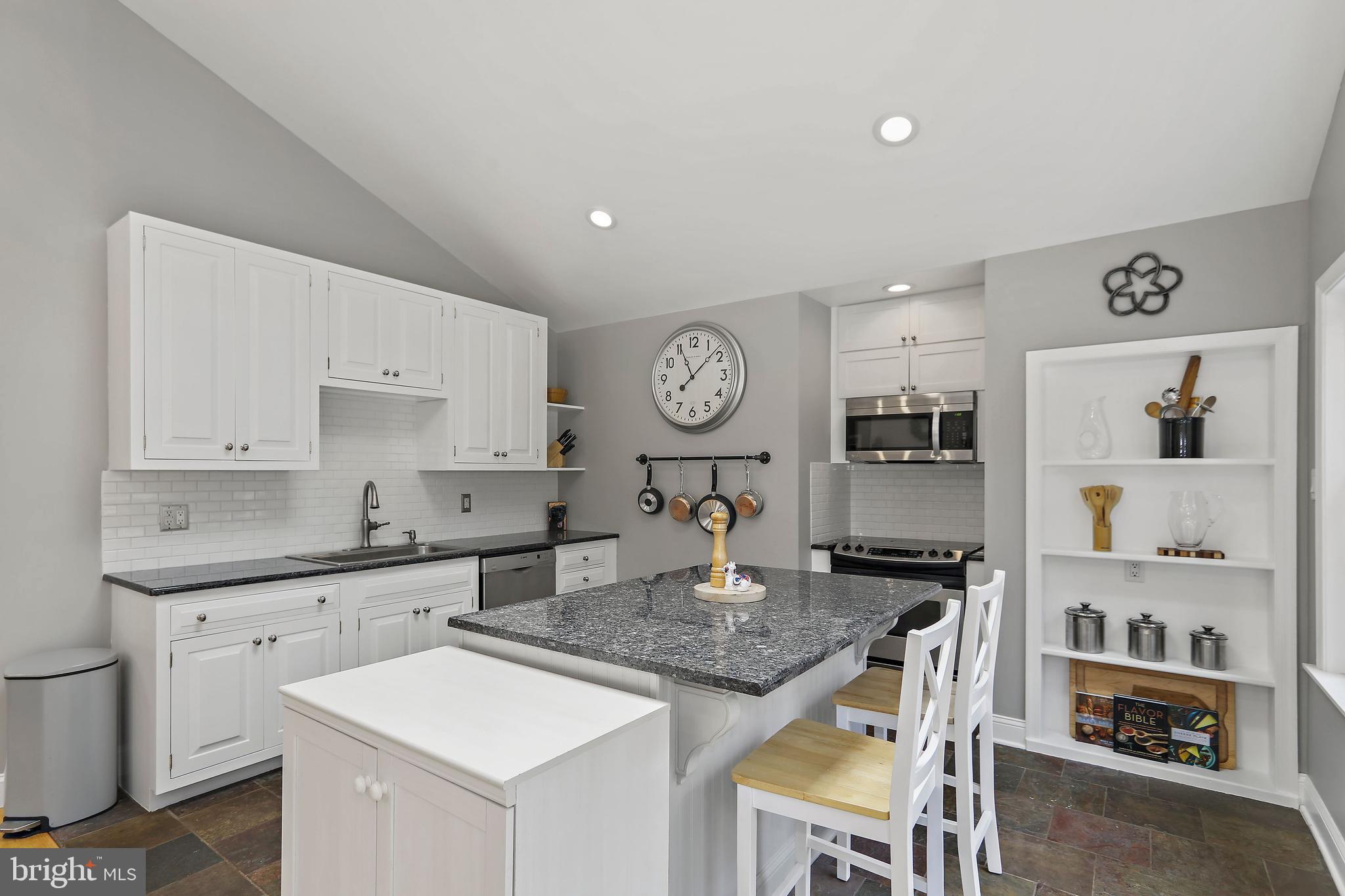 337 Breakneck Road Sewell, NJ 08080 - Photo 14 of 68