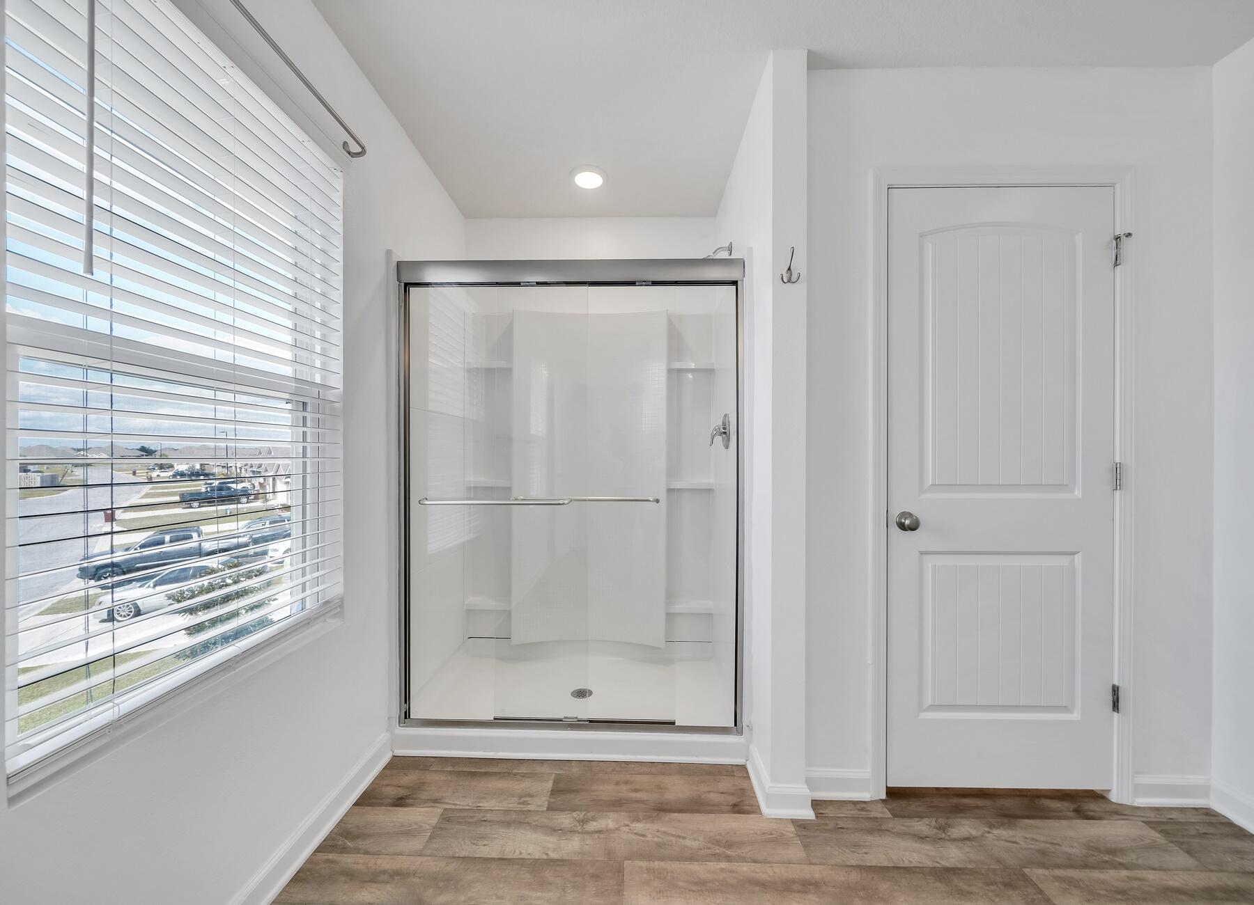 955 Merganser Way Crestview, FL 32539 - Photo 32 of 34 a view of an empty room with window