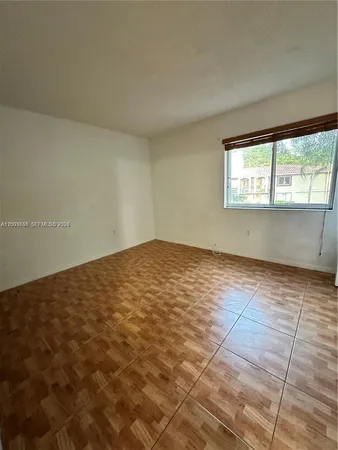 $2,700 | 551 Northwest 82nd Avenue, Unit 502, Miami, FL 33126