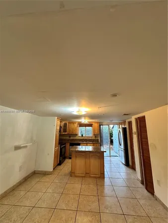 $2,700 | 551 Northwest 82nd Avenue, Unit 502, Miami, FL 33126