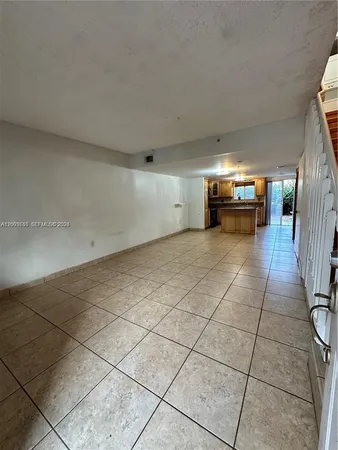 $2,700 | 551 Northwest 82nd Avenue, Unit 502, Miami, FL 33126