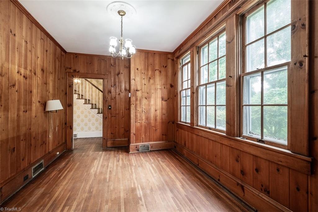 124 Hawthorne Road Elkin, NC 28621 - Photo 15 of 42 Sunporch looking toward French doors leading to living room.