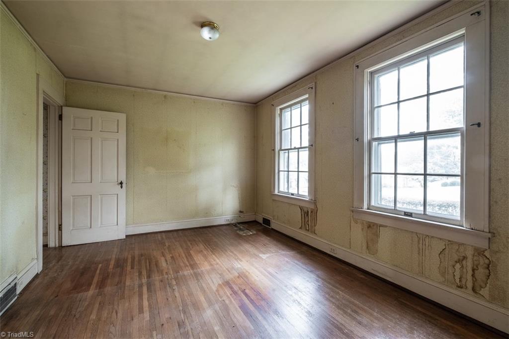 124 Hawthorne Road Elkin, NC 28621 - Photo 28 of 42 Additional room located off primary bedroom that can be used for office, studio, nursery or closet.