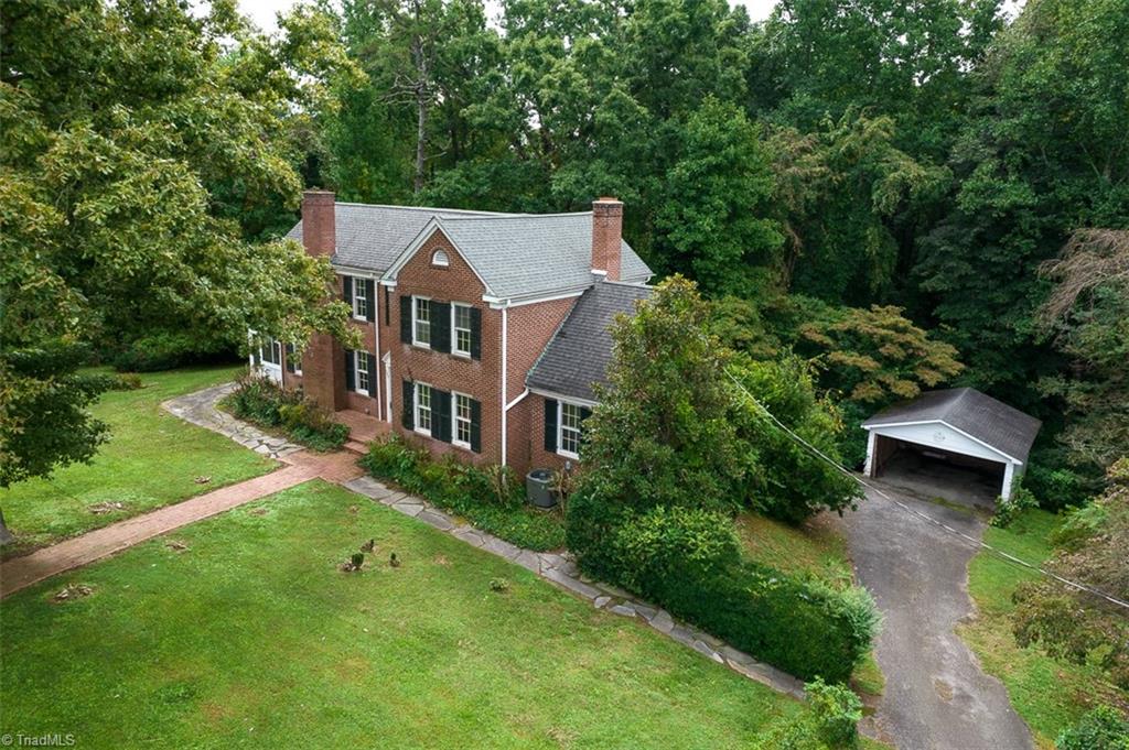 124 Hawthorne Road Elkin, NC 28621 - Photo 3 of 42 Homes is located on Hawthorne Road in Dutchman Creek neighborhood.