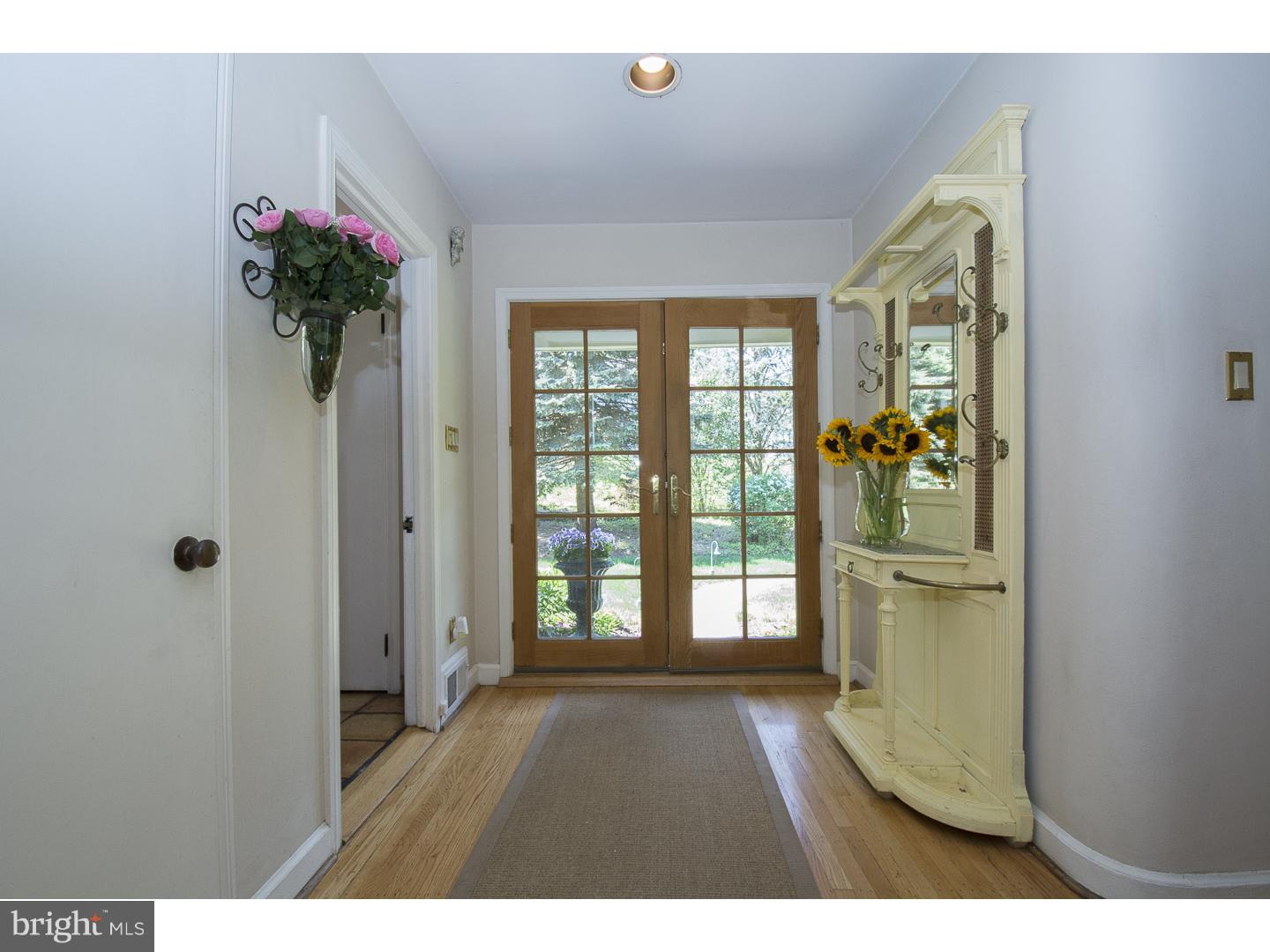 135 Fairview Road Penn Valley, PA 19072 - Photo 3 of 25 Foyer