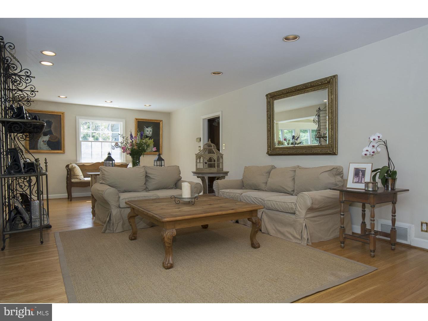 135 Fairview Road Penn Valley, PA 19072 - Photo 5 of 25 Living Room