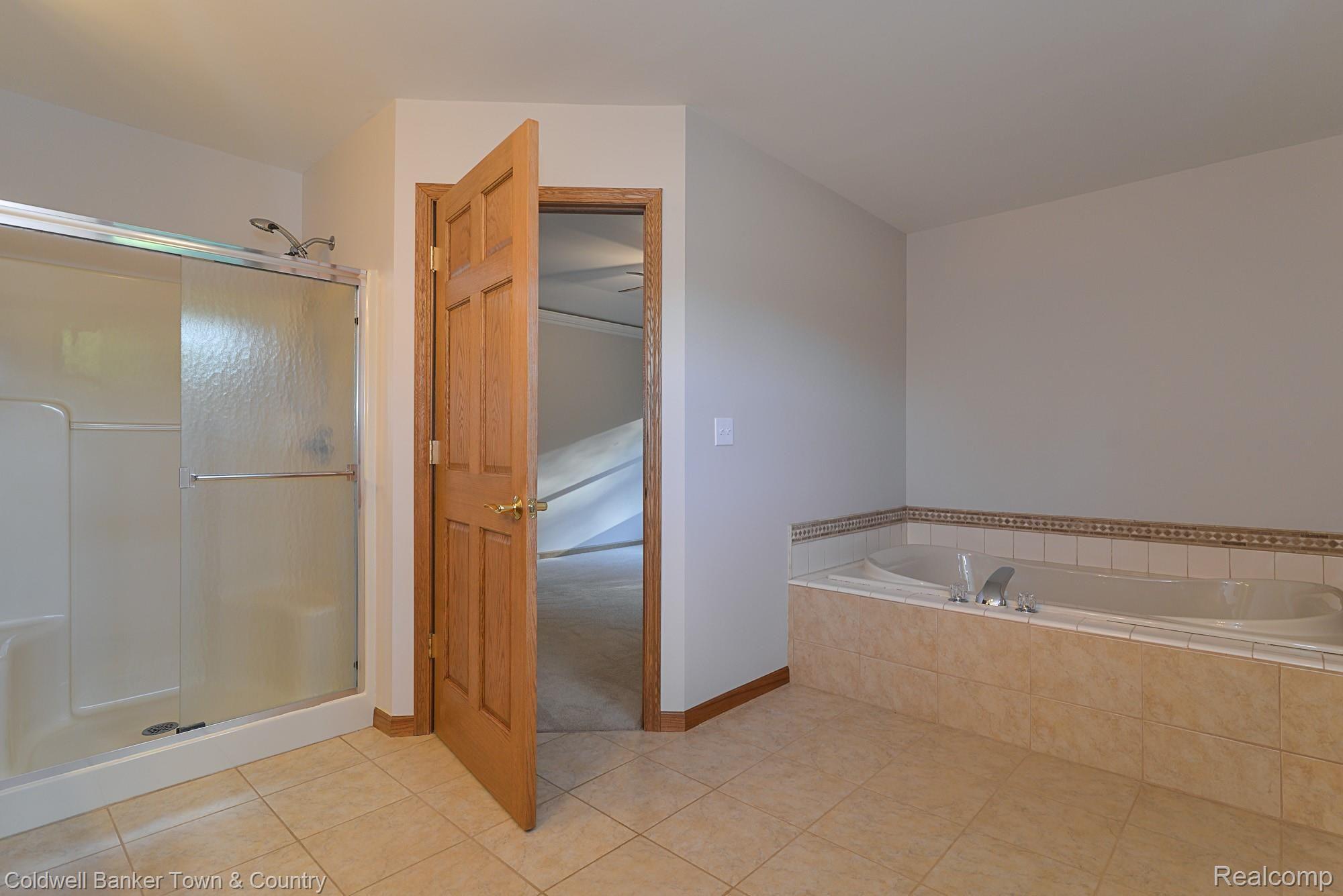 2319 East Coon Lake Road Howell, MI 48843 - Photo 18 of 31 DSC_5246.jpg