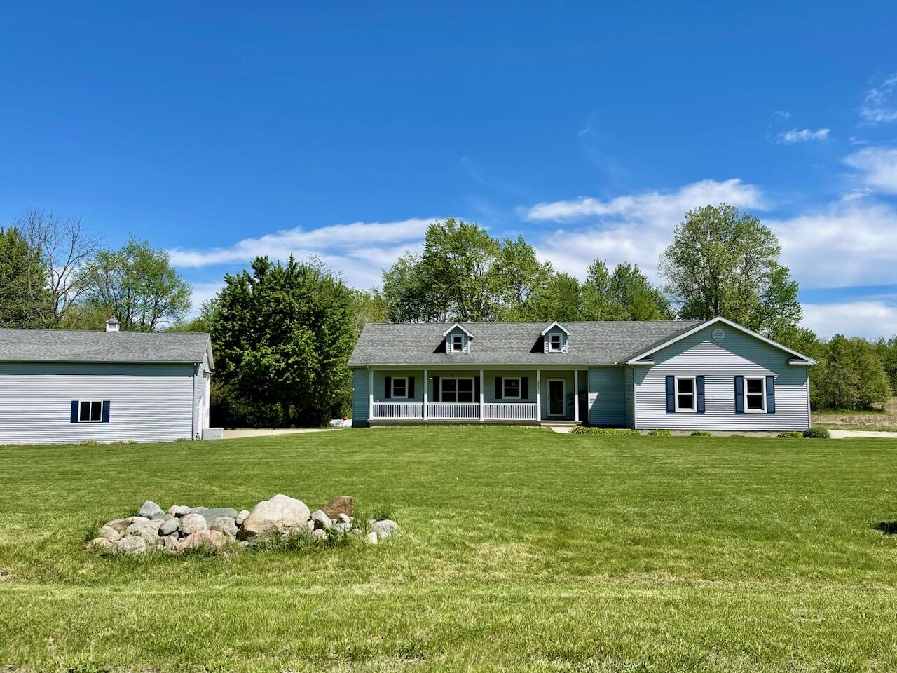 2841 Lacey Lake Road Bellevue, MI 49021 - Photo 29 of 30 IMG_9387
