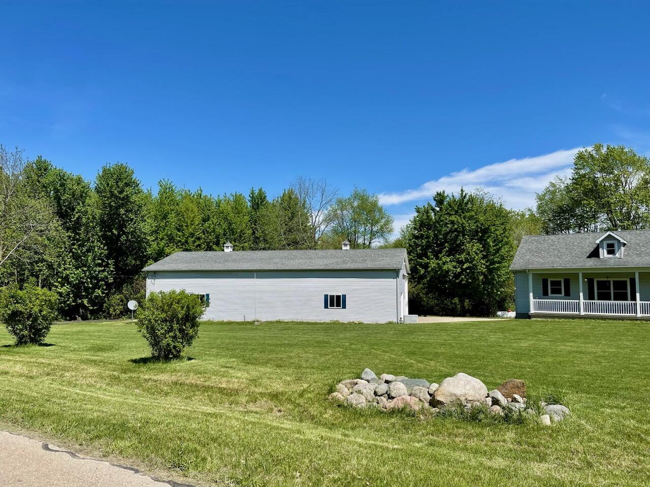 2841 Lacey Lake Road Bellevue, MI 49021 - Photo 30 of 30 IMG_9388