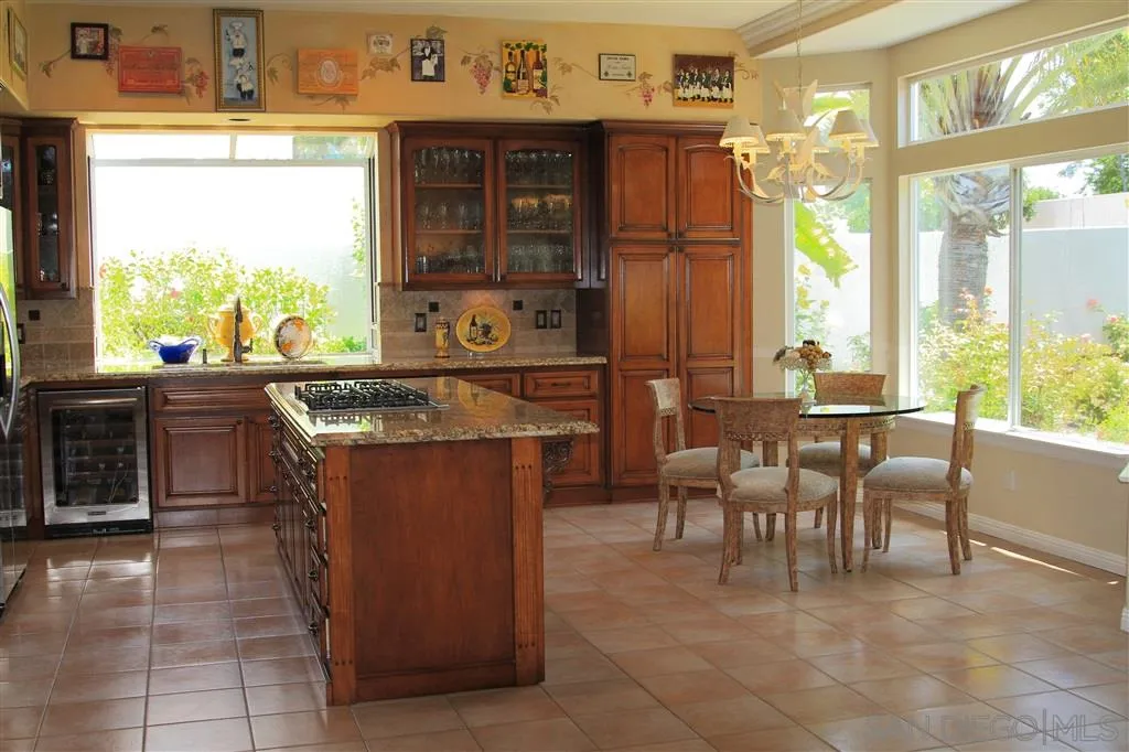 5813 Ranch View Road Oceanside, CA 92057 - Photo 8 of 25 Gallery Image 8