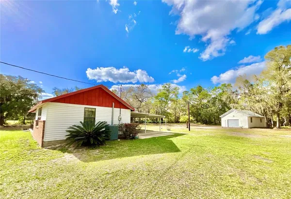 $299,999 | 2569 Southeast 50th Street, Keystone Heights, FL 32656