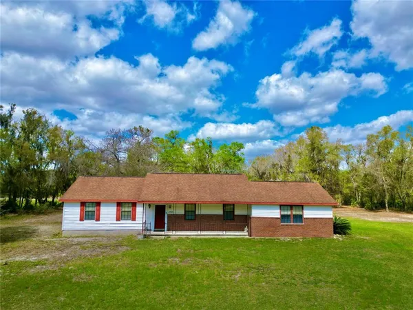 $299,999 | 2569 Southeast 50th Street, Keystone Heights, FL 32656