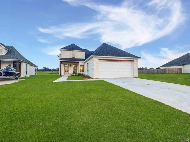 $539,900 | 39551 Hernando De Soto Drive, Darrow, LA 70725