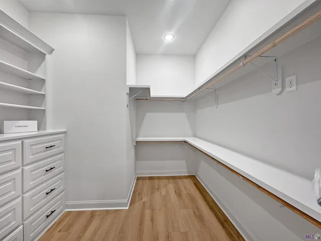 $539,900 | 39551 Hernando De Soto Drive, Darrow, LA 70725