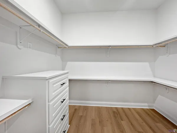 $529,900 | 39551 Hernando De Soto Drive, Darrow, LA 70725