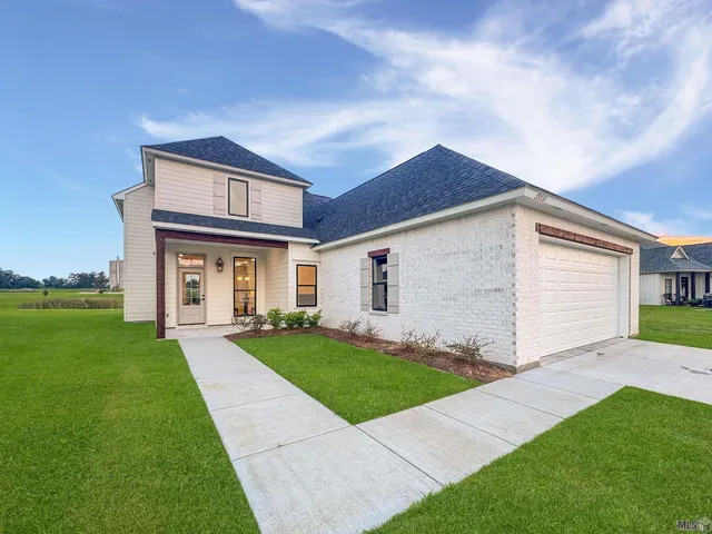 $539,900 | 39551 Hernando De Soto Drive, Darrow, LA 70725