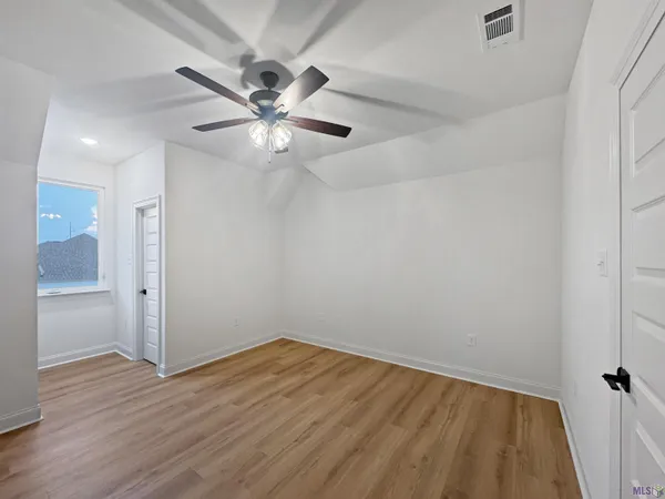 $529,900 | 39551 Hernando De Soto Drive, Darrow, LA 70725