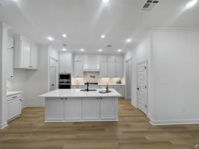 $539,900 | 39551 Hernando De Soto Drive, Darrow, LA 70725