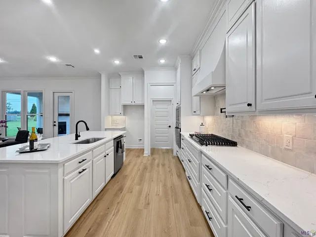 $539,900 | 39551 Hernando De Soto Drive, Darrow, LA 70725