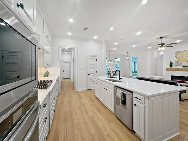 $539,900 | 39551 Hernando De Soto Drive, Darrow, LA 70725