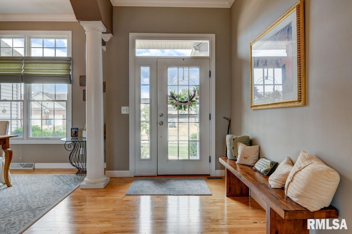 1804 Providence Lane Springfield, IL 62711 - Photo 5 of 47