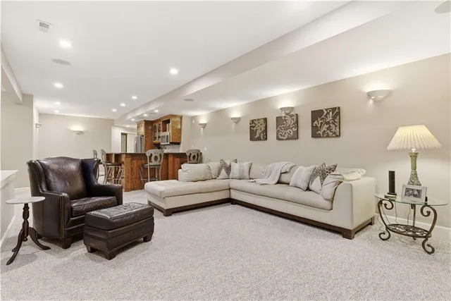 $825,000 | 12302 West 139th Terrace, Overland Park, KS 66221