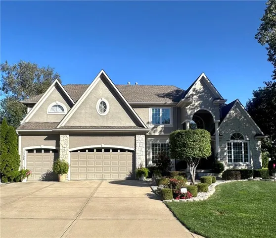 $825,000 | 12302 West 139th Terrace, Overland Park, KS 66221
