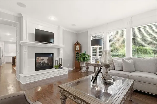 $825,000 | 12302 West 139th Terrace, Overland Park, KS 66221