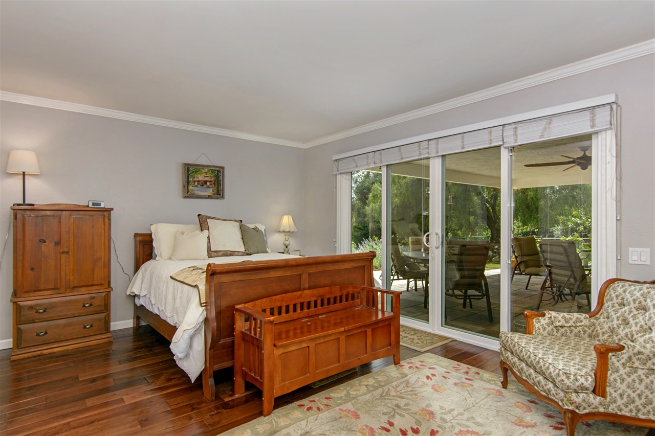 16462 Espola Road Poway, CA 92064 - Photo 12 of 24