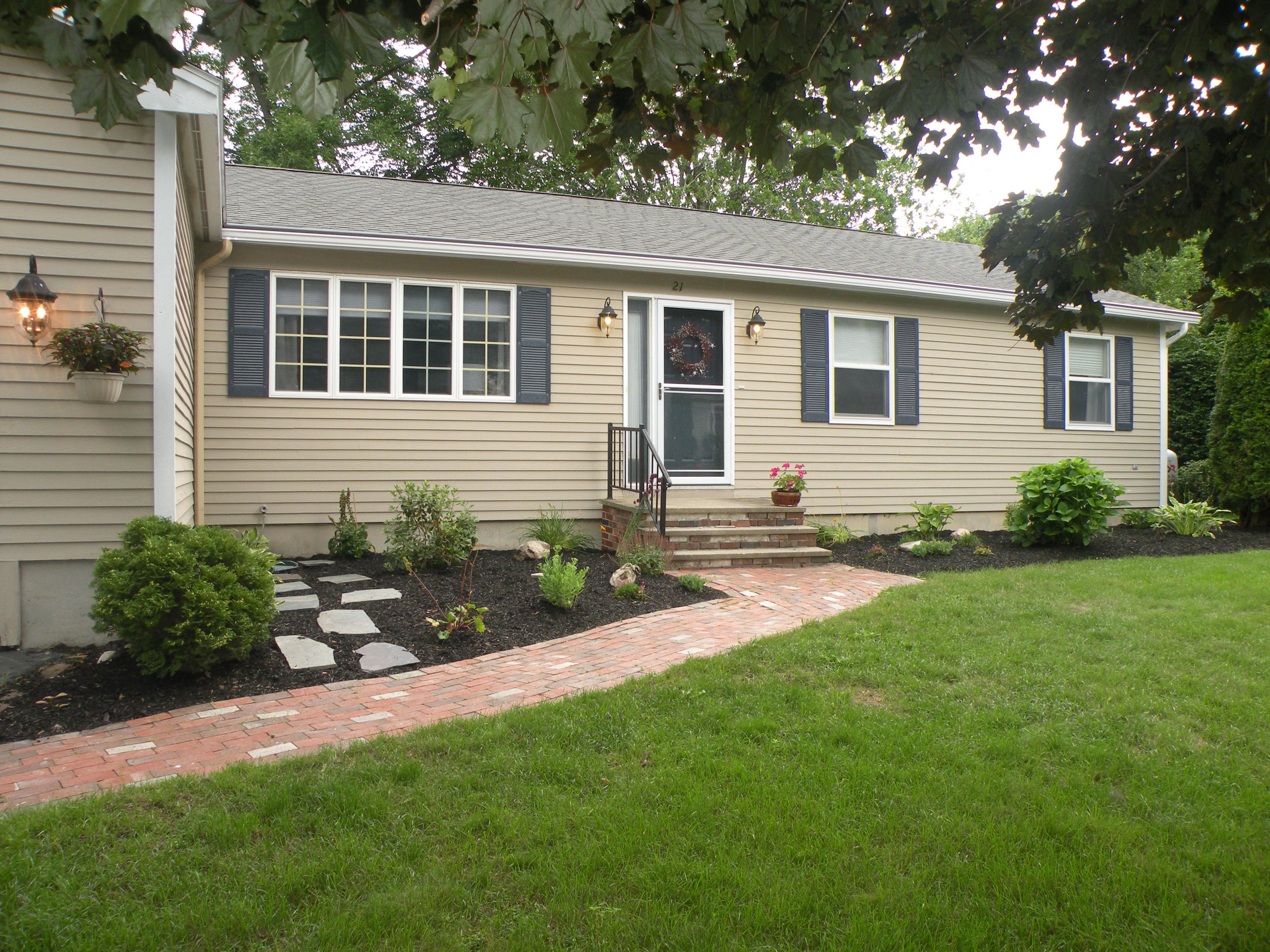 21 Clapboard Road Portland, ME 04103 - Photo 2 of 43 2 Brick walkway and gardens at front ent
