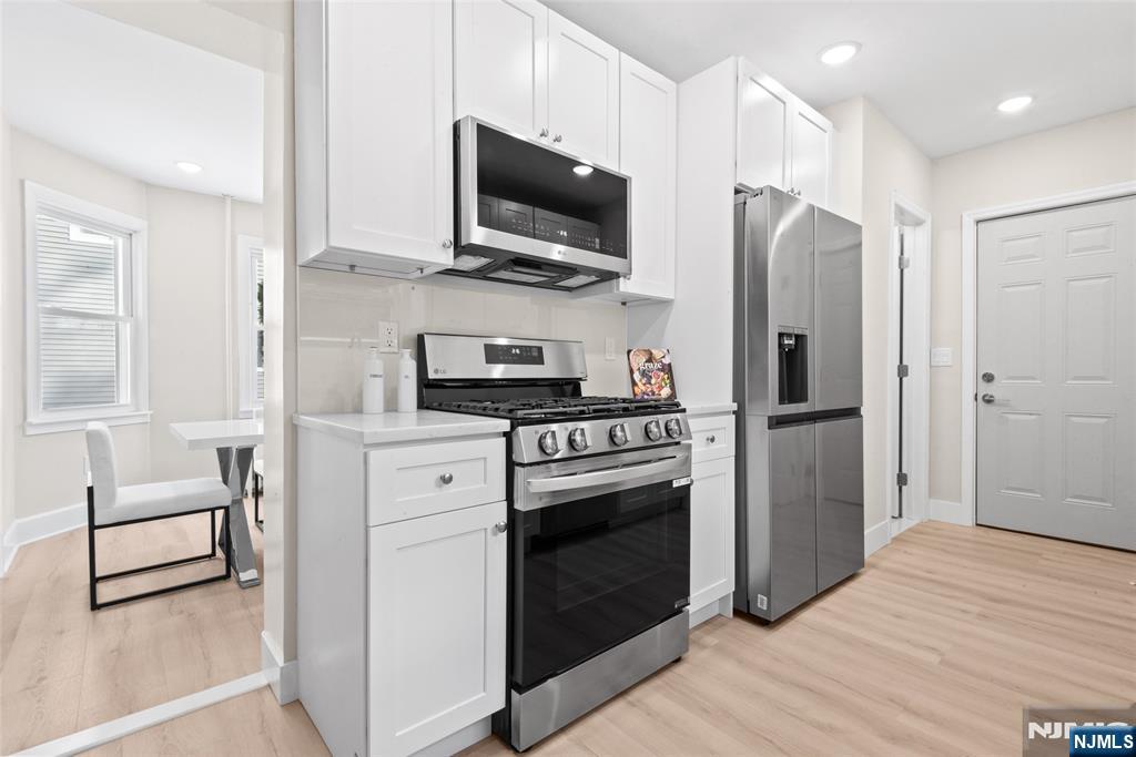 56 Harvey Street Closter, NJ 07624 - Photo 6 of 24