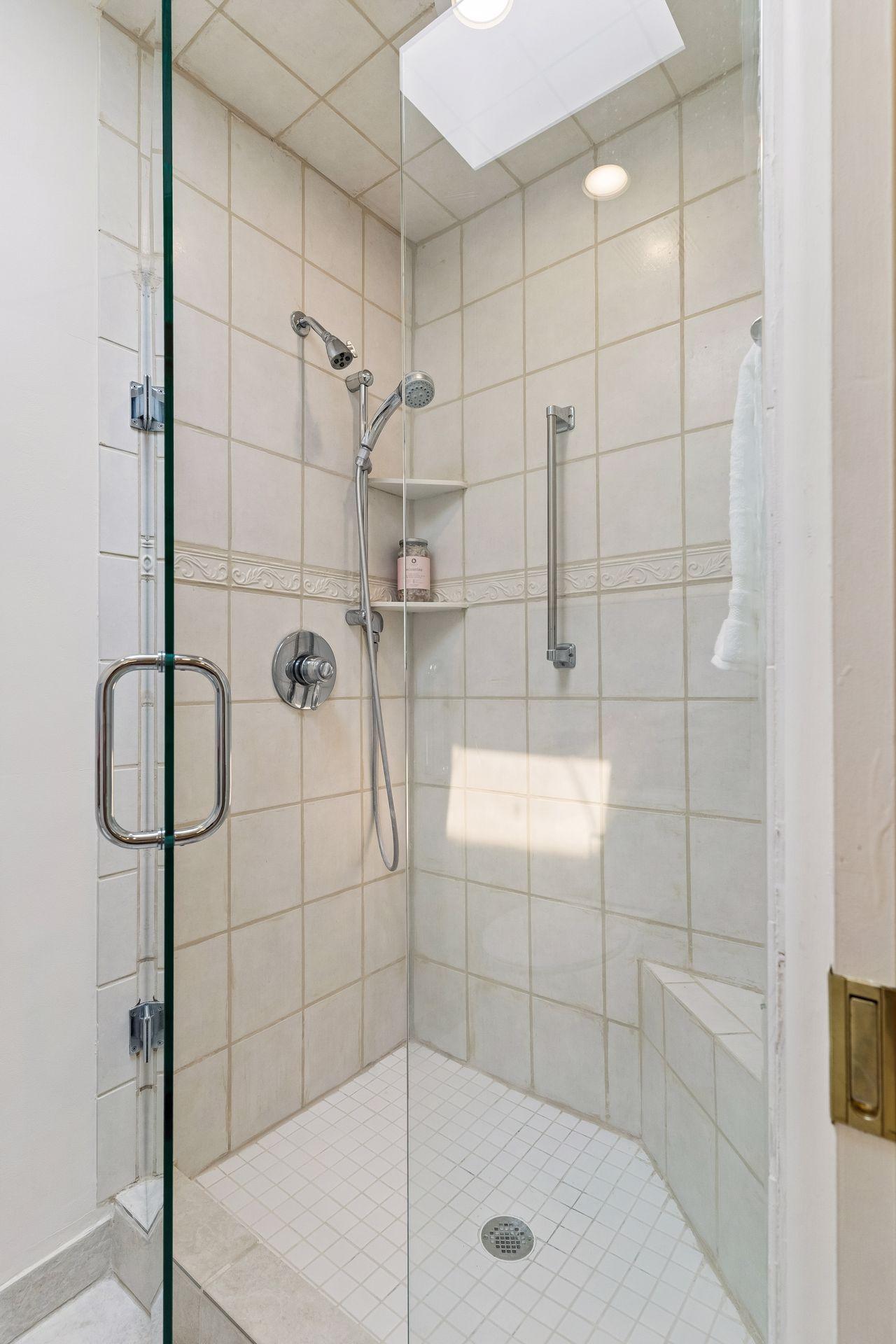 8064 Pennsylvania Road Bloomington, MN 55438 - Photo 20 of 52 Gallery Image 20