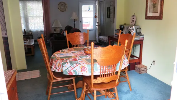 $229,900 | 400 Parkwood Drive, Jonesville, MI 49250