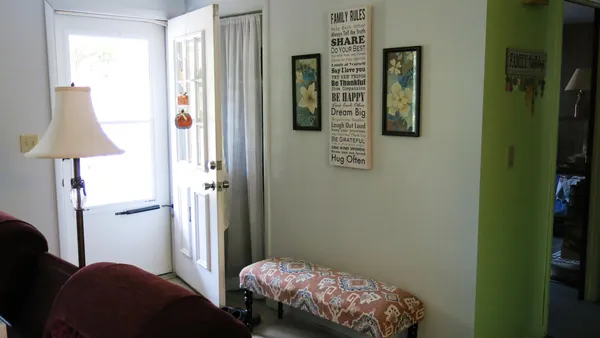 $229,900 | 400 Parkwood Drive, Jonesville, MI 49250