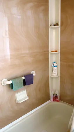 $229,900 | 400 Parkwood Drive, Jonesville, MI 49250