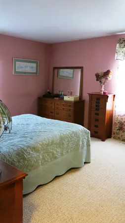 $229,900 | 400 Parkwood Drive, Jonesville, MI 49250