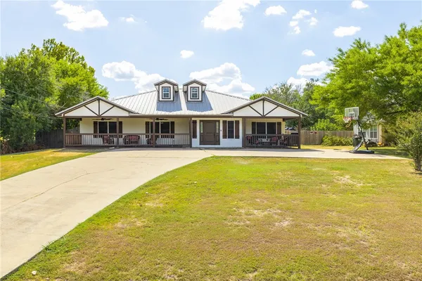 $2,500 | 112 Old W Trail, Buda, TX 78610