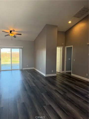 $2,395 | 16146 Winona Street, Victorville, CA 92395